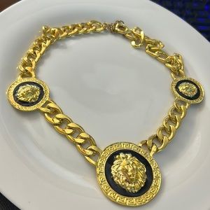 fashion necklace